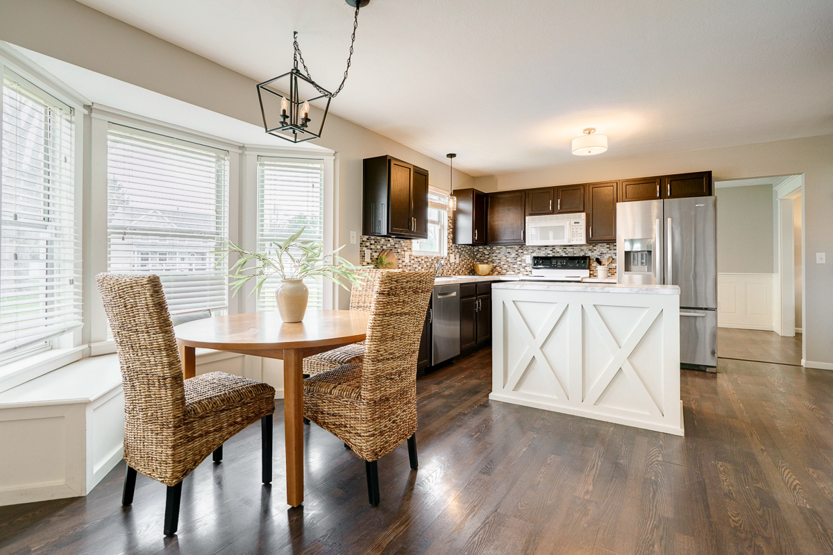 5270 Gladstone Pl.--18