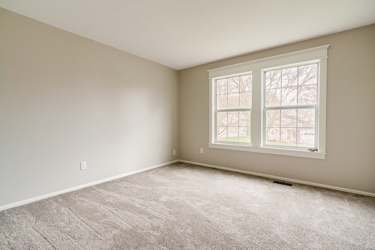 5270 Gladstone Pl.--24