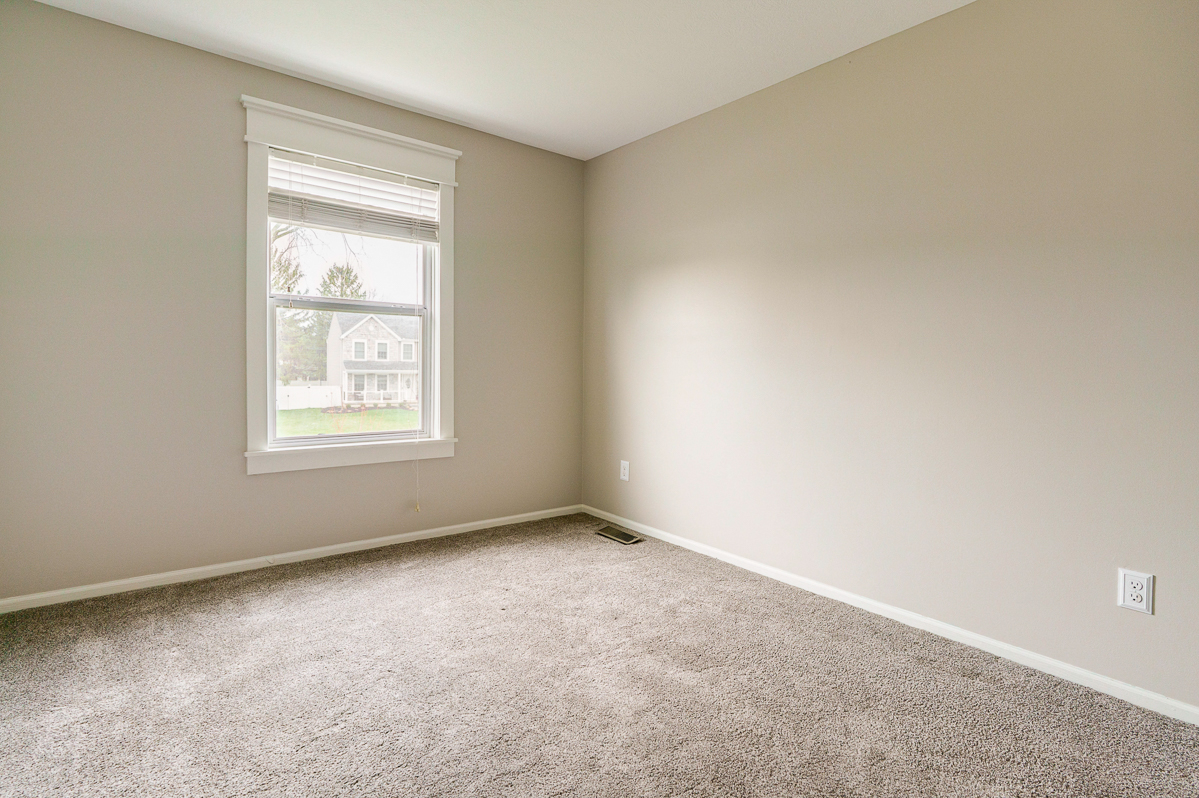 5270 Gladstone Pl.--26