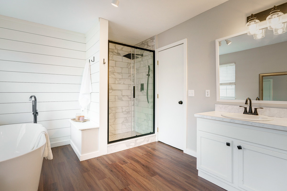 5270 Gladstone Pl.--36