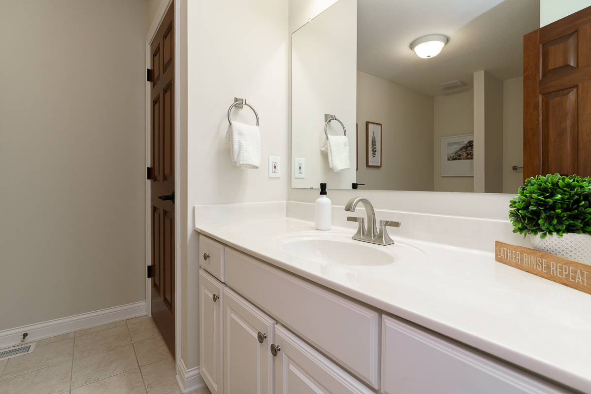 6061 Highland Hills Dr Bathroom-1