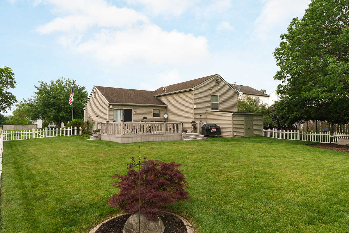 8126 Mandalay Rd EXT-16