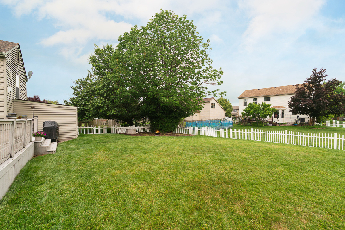 8126 Mandalay Rd EXT-7