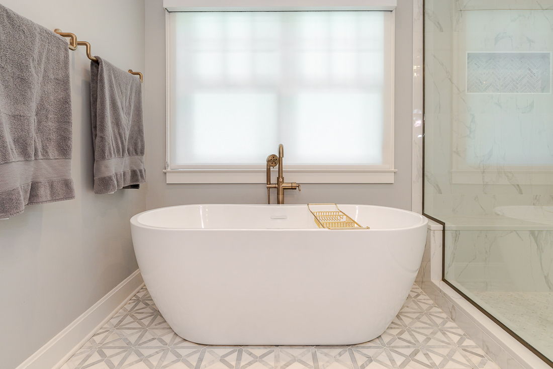 1968 N Devon Rd.-124