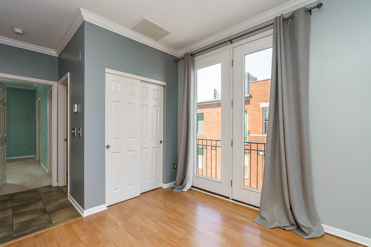 115 e Noble St #3 (16 of 39)