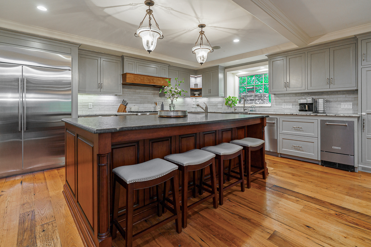 8528 Price Hilliards Rd-12