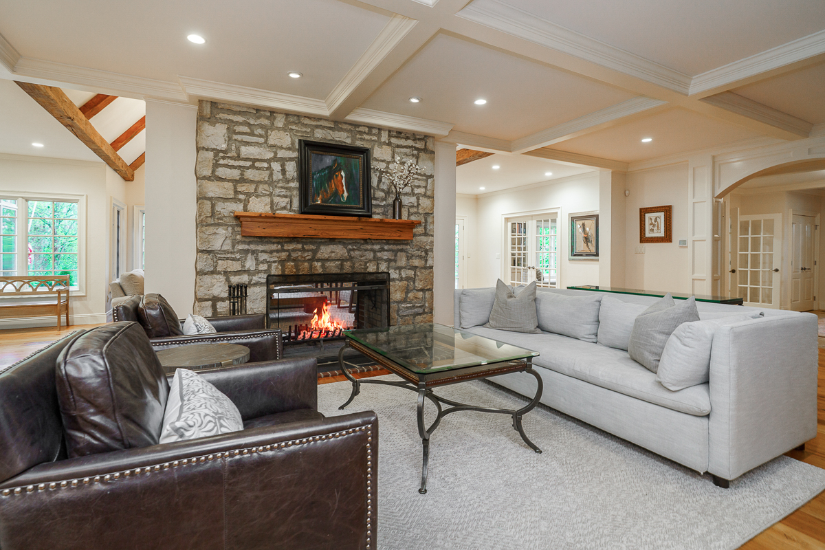 8528 Price Hilliards Rd-24