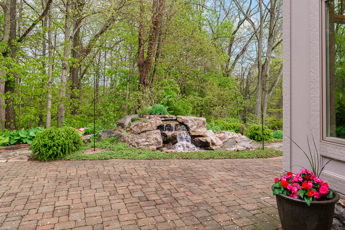 8528 Price Hilliards Rd-31