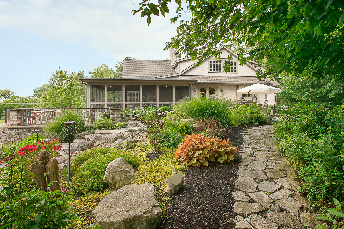 8528 Price Hilliards Rd-47
