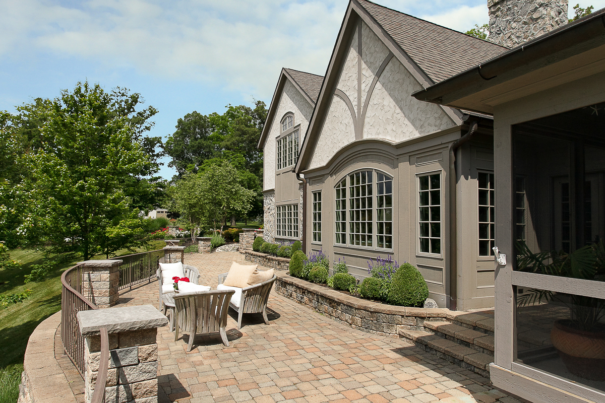 8528 Price Hilliards Rd-49