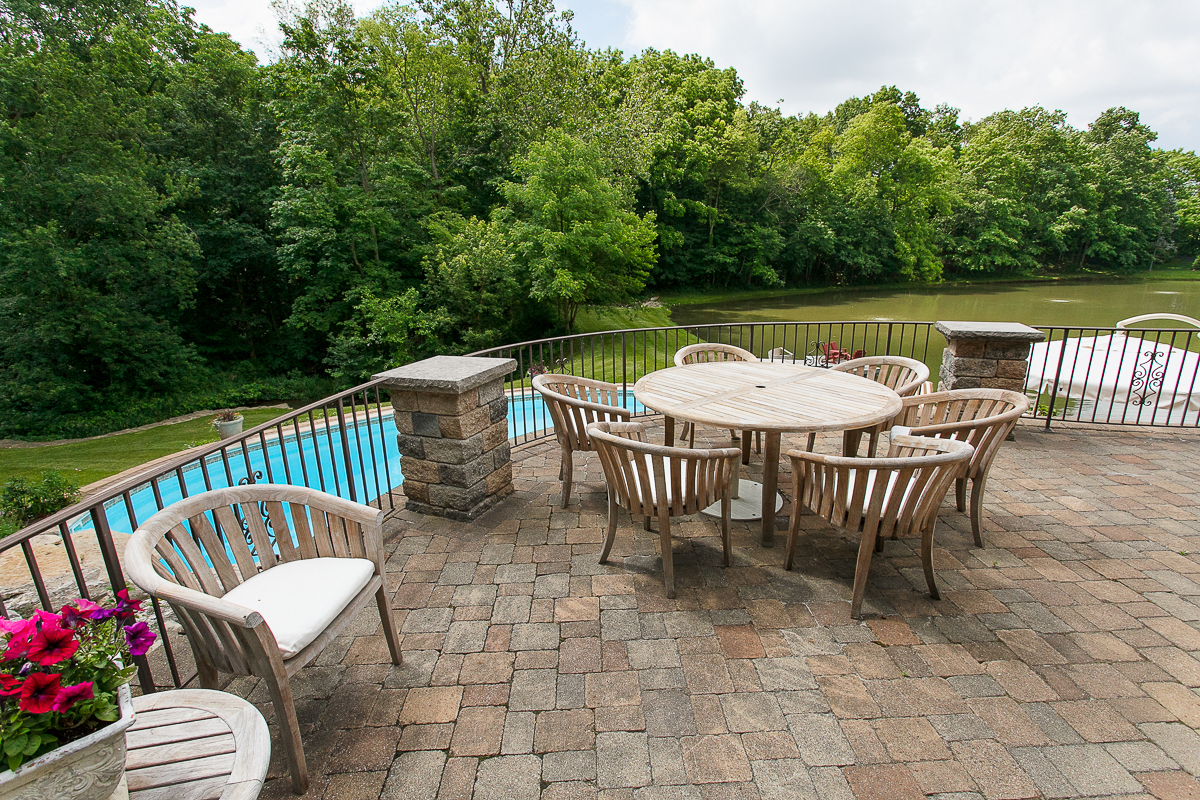 8528 Price Hilliards Rd-50