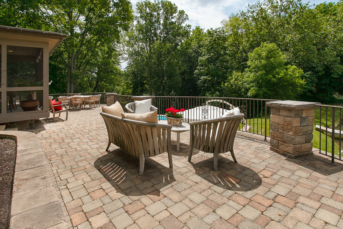 8528 Price Hilliards Rd-51