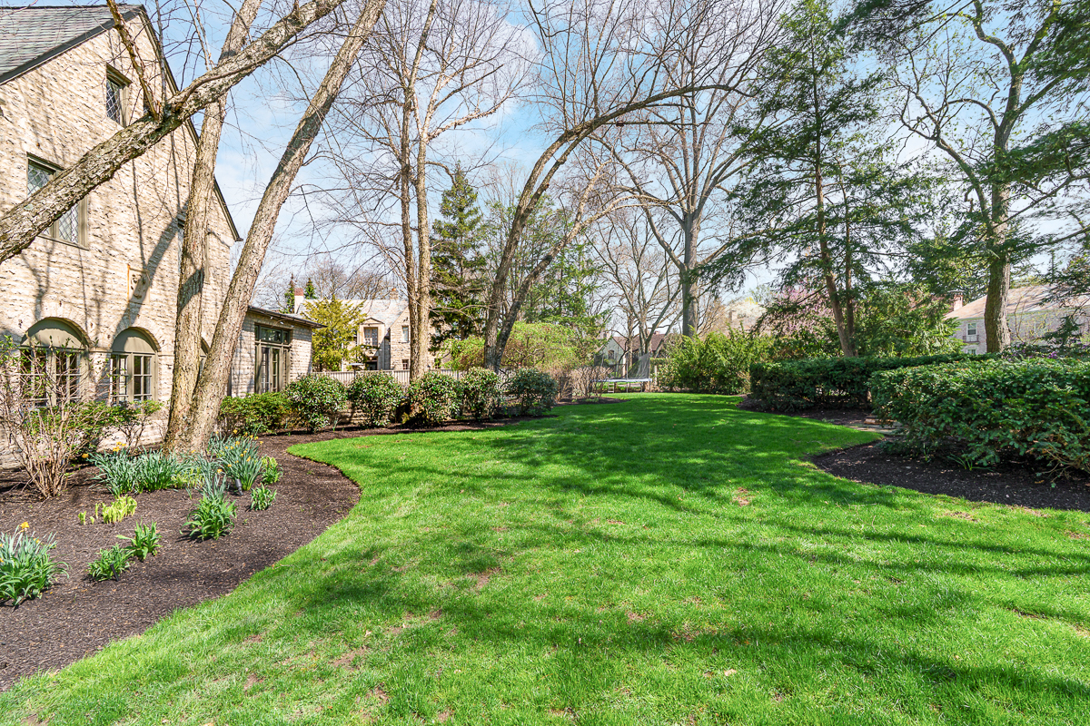 64 Stanbery Ave EXT-8