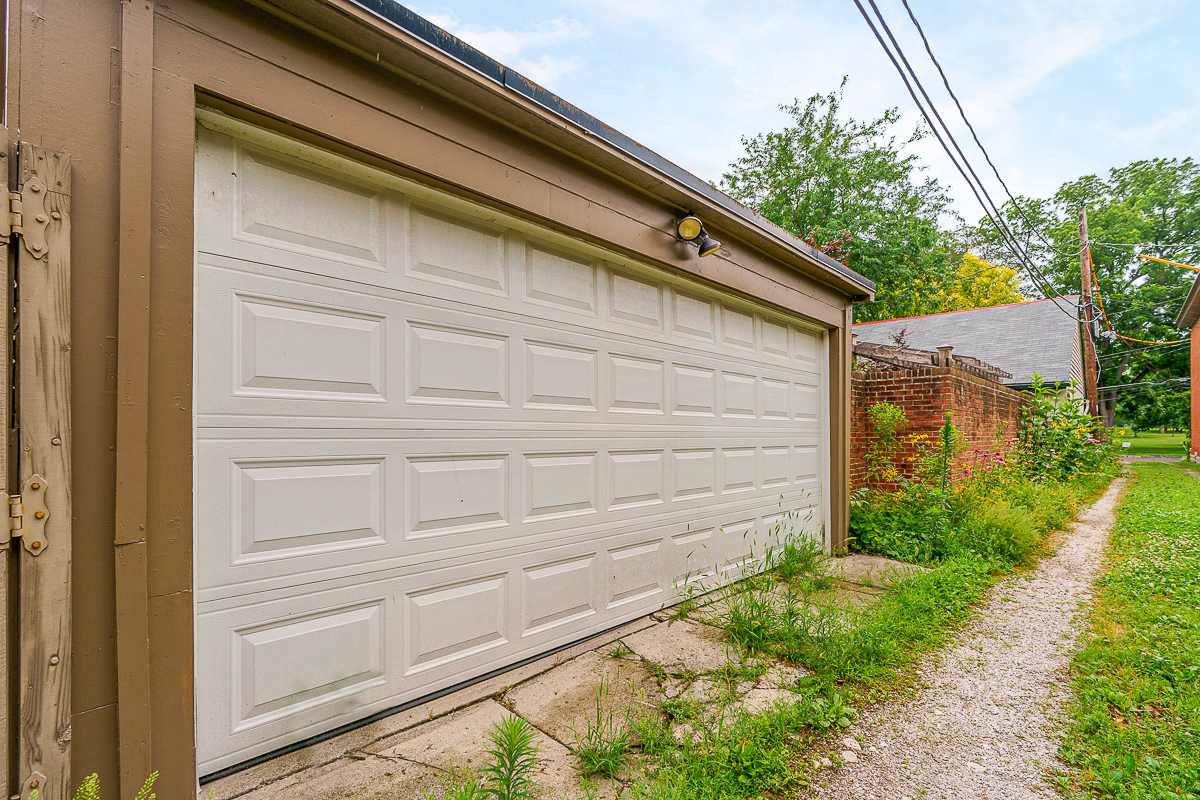 37 Stewart Ave EXT (5 of 6)