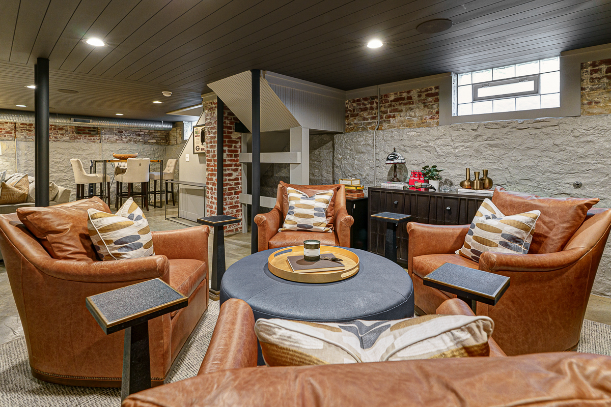 1808 Upper Chelsea Rd. -18