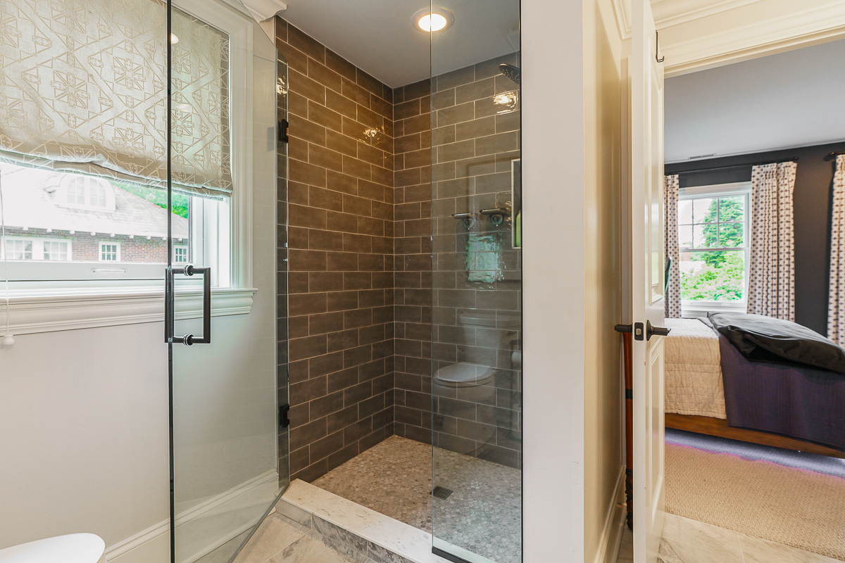 1808 Upper Chelsea Rd. -60