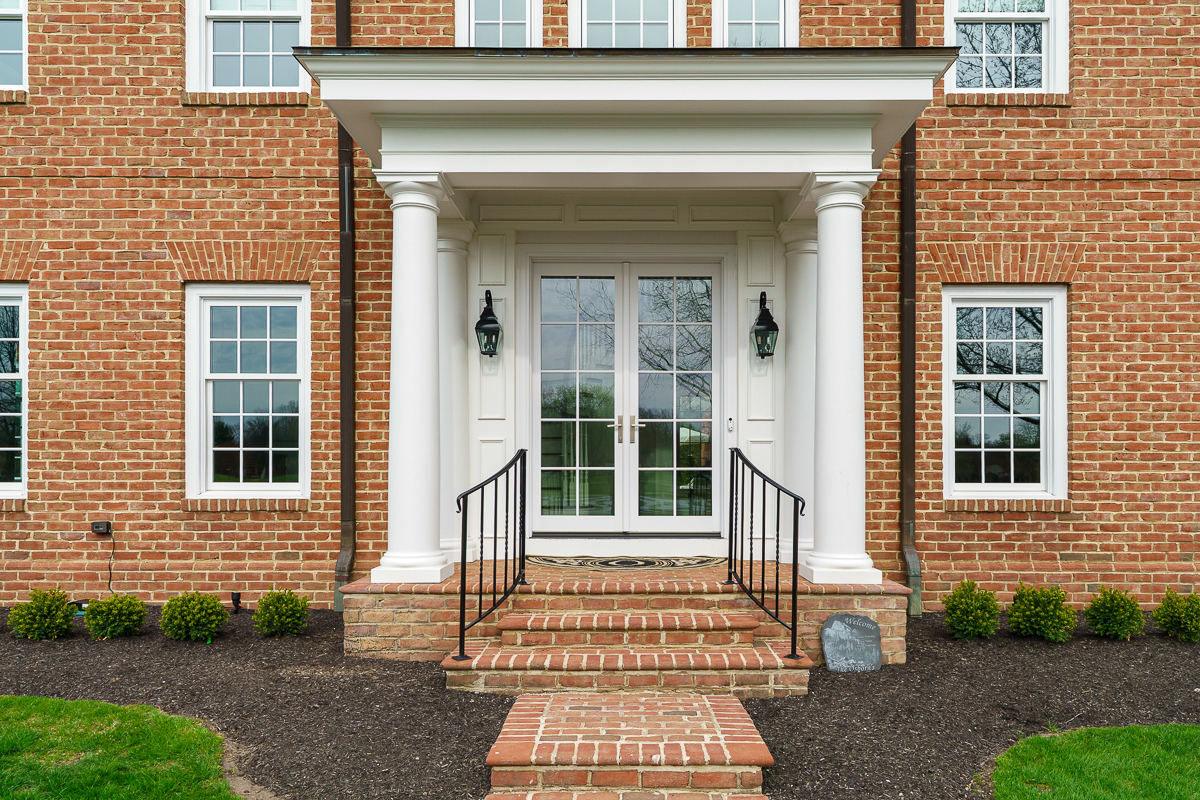 4945 Yantis Dr ext-10